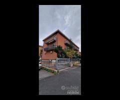 Appartamento con sottotetto e garage Linguaglossa