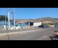Terreno agricolo con 2 fabbricati a Randazzo