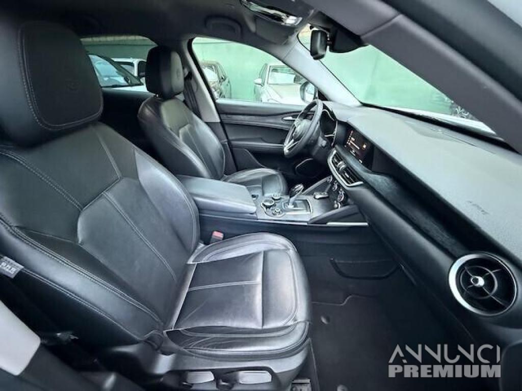 Alfa Romeo Stelvio 2.2 Turbodiesel 160 CV - 15/17