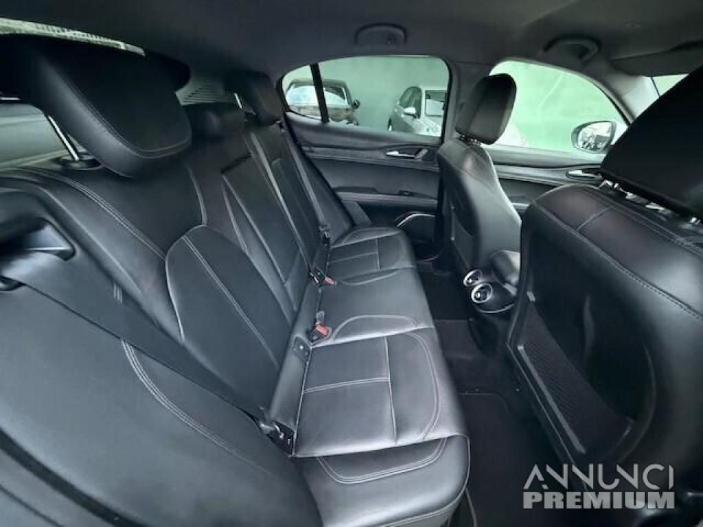 Alfa Romeo Stelvio 2.2 Turbodiesel 160 CV - 16/17