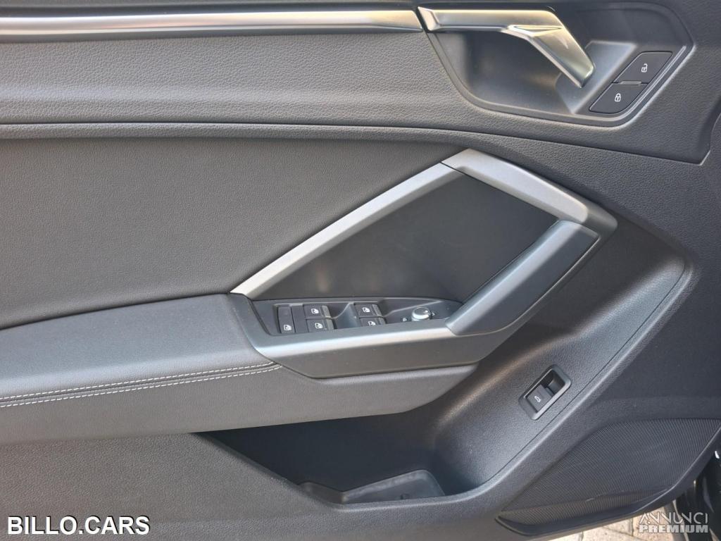 Audi Q3 Sportback 1.5 tfsi S line 150cv s-tronic - 14/19