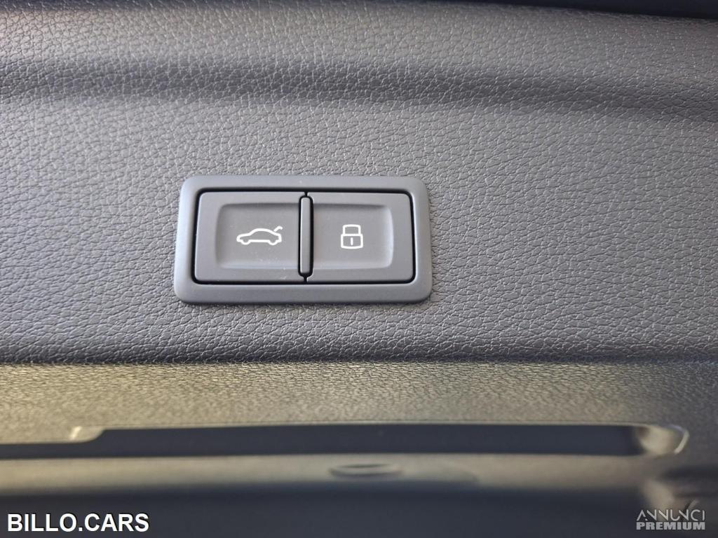 Audi Q3 Sportback 1.5 tfsi S line 150cv s-tronic - 17/19