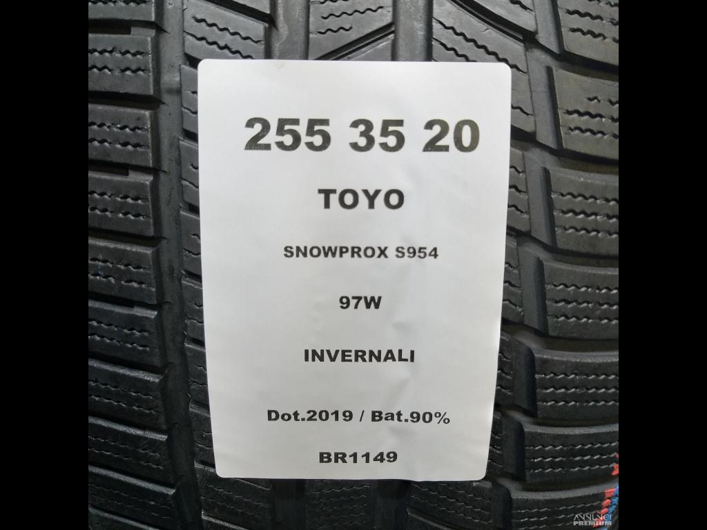 4 GOMME 255 35 20 TOYO BR1149 - 2/8