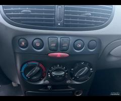 Fiat Punto 1.2i cat 5 porte ELX - 14