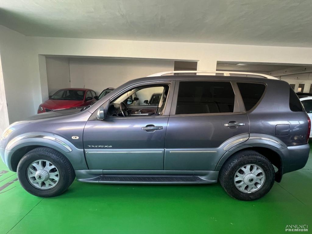 Ssangyong REXTON 2.7 XDi cat Premium - 8/17