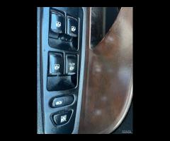 Ssangyong REXTON 2.7 XDi cat Premium - 16