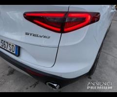Alfa Romeo Stelvio 2.2 Turbodiesel 160 CV - 13