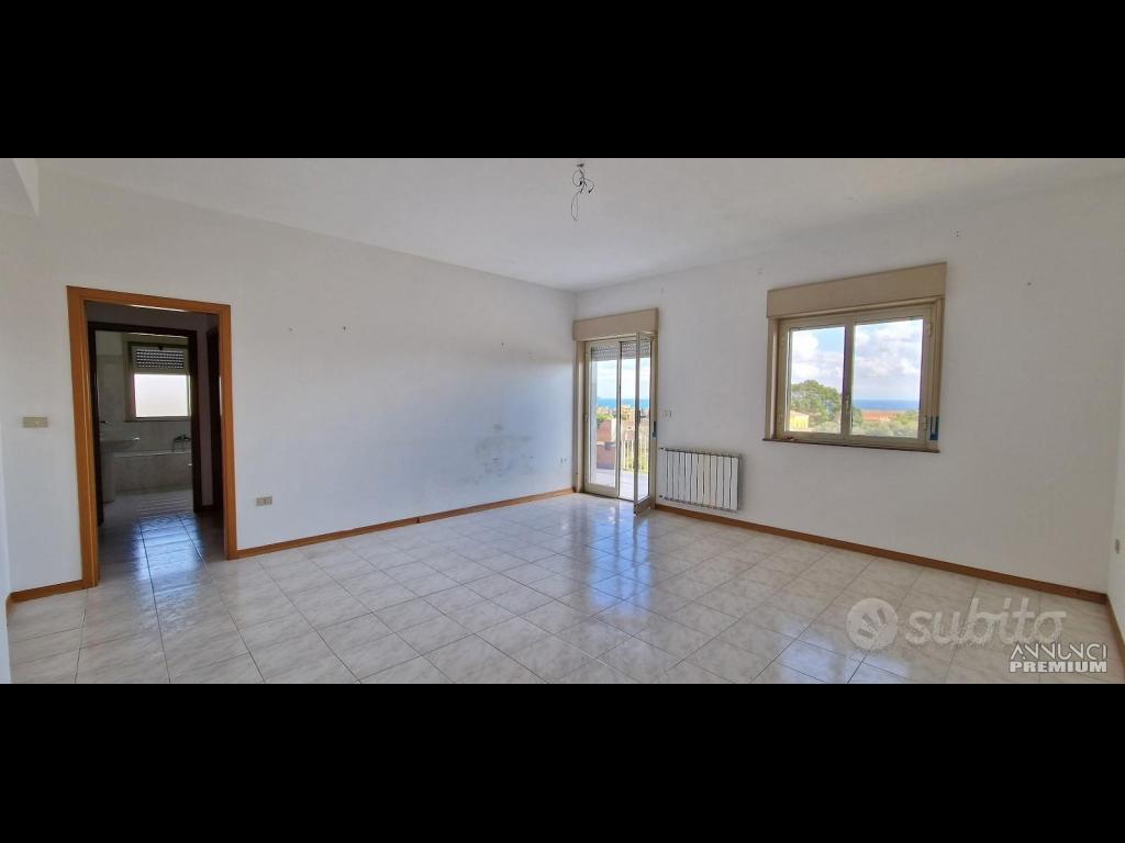 Appartamento 110mq con garage a Riposto - 1/11