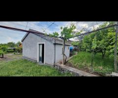 Casa di campagna con terreno a Santa Venerina