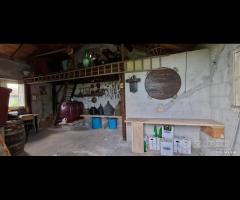 Casa di campagna con terreno a Santa Venerina