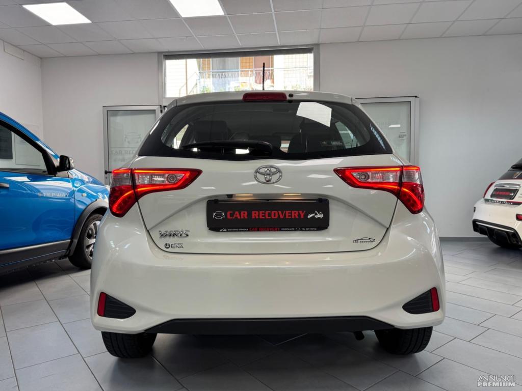 Toyota Yaris 1.0 5 porte Active - 6/30