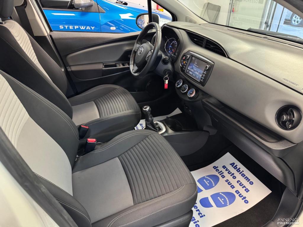 Toyota Yaris 1.0 5 porte Active - 11/30