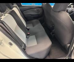 Toyota Yaris 1.0 5 porte Active - 13