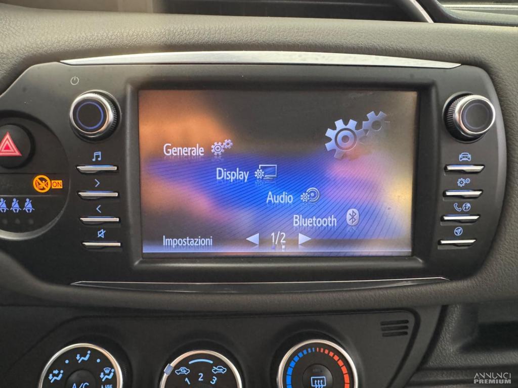 Toyota Yaris 1.0 5 porte Active - 23/30