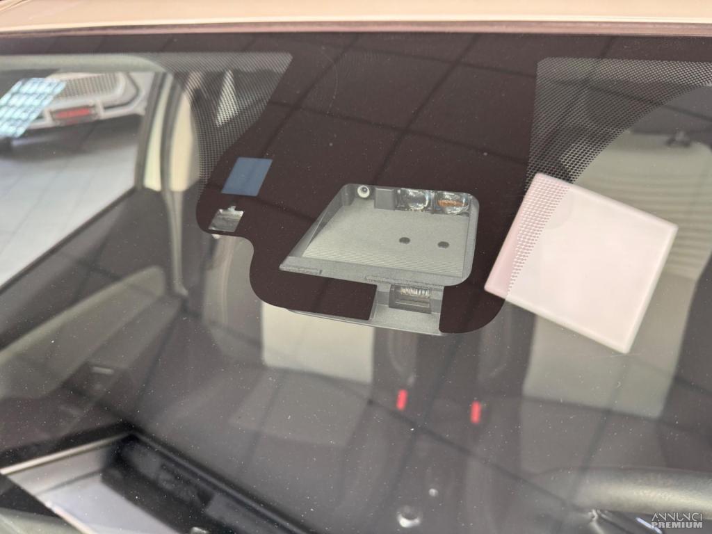 Toyota Yaris 1.0 5 porte Active - 25/30