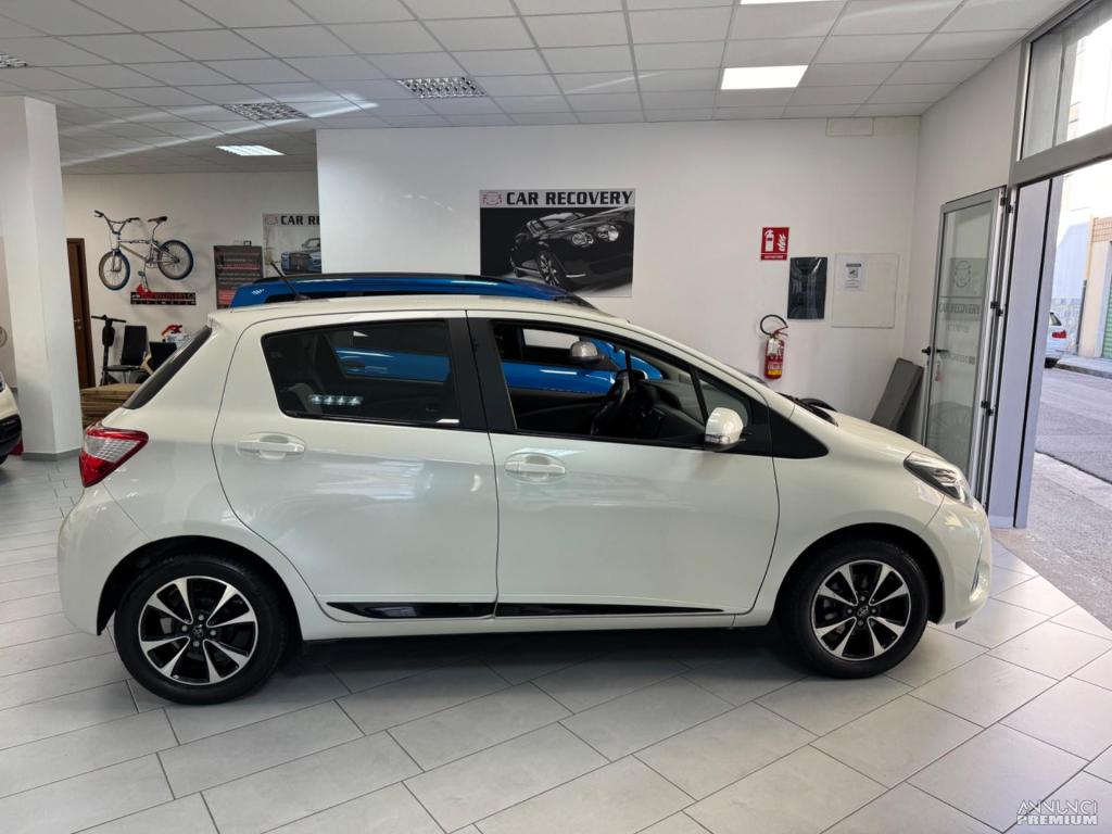 Toyota Yaris 1.0 5 porte Active - 27/30