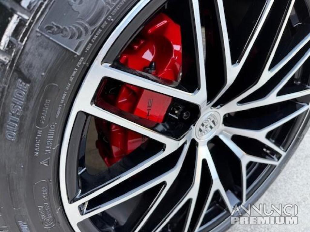 Porsche Macan 2.0 T 265CV - 9/24