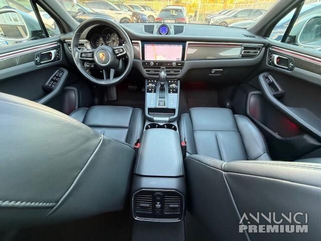 Porsche Macan 2.0 T 265CV - 10/24