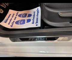 Volkswagen Polo 1.4 TDI 90 CV orig frech BlueMotio - 14