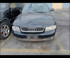 audi A4 avant b5 1.9tdi demolito per ricambi