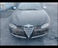 alfa romeo GT 2007 1.9 td demolita per ricambi - 7