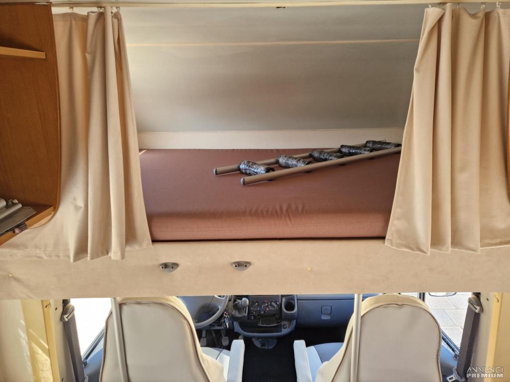 Ci International 7 posti viaggio - 8/25