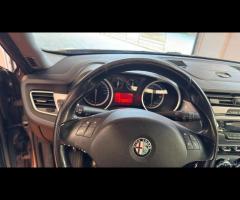 Alfa Romeo Giulietta 2.0 JTDm-2 140 CV Exclusive - 8