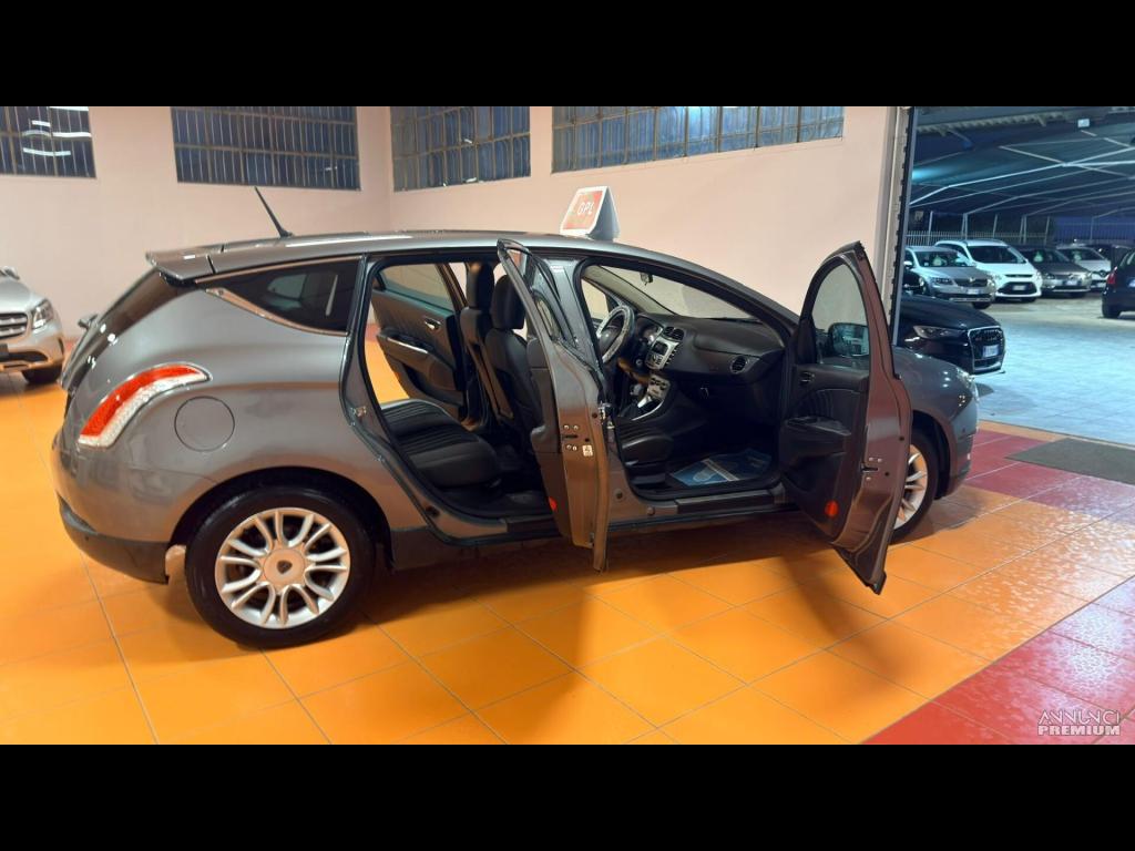 Lancia Delta 1.4 T-Jet 150 CV Argento - 5/15