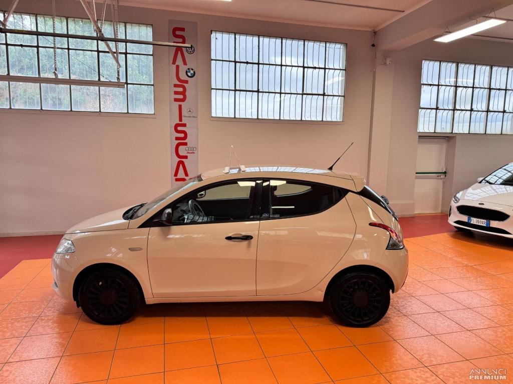 Lancia Ypsilon 1.2 69 CV 5 porte GPL Ecochic Gold - 3/20