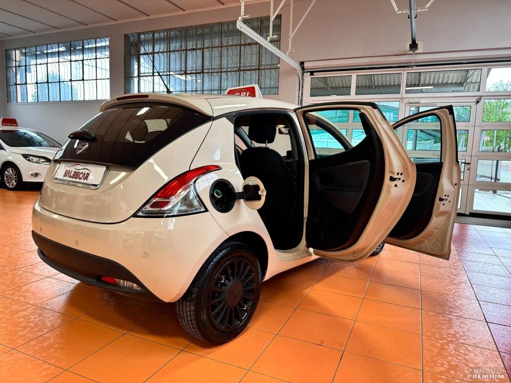Lancia Ypsilon 1.2 69 CV 5 porte GPL Ecochic Gold - 20/20