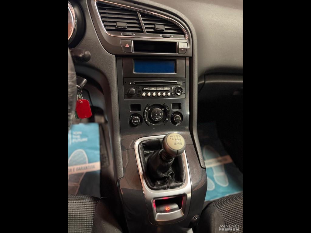 Peugeot 5008 1.6 HDi 115CV Active - 5/9