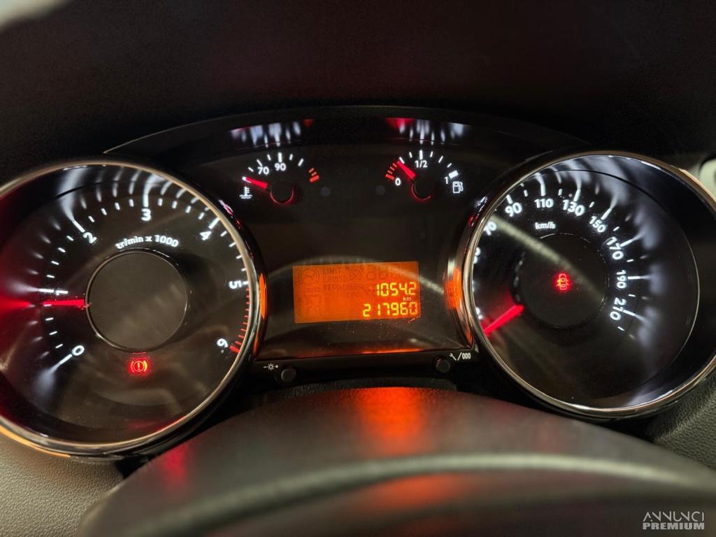 Peugeot 5008 1.6 HDi 115CV Active - 9/9