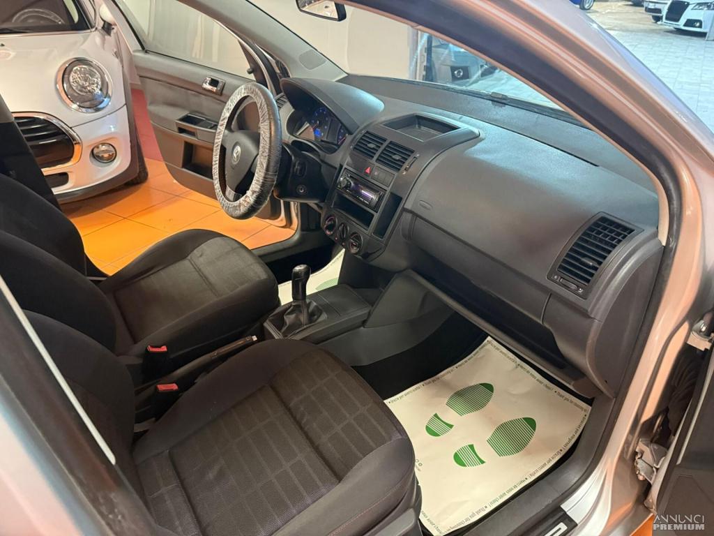 Volkswagen Polo 1.2 5p. Trendline - 6/20