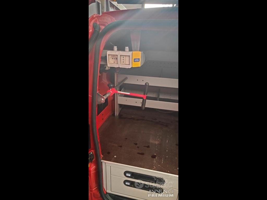 allestimento officina fiat fiorino - 2/9