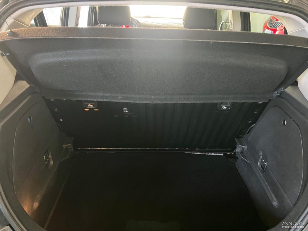 Opel Corsa 1.4 90CV GPL Tech 5 porte n-Joy - 14/19