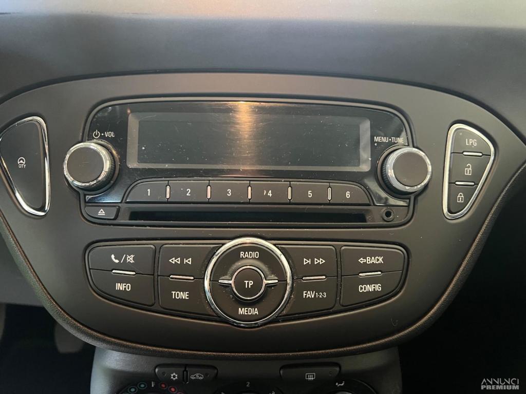 Opel Corsa 1.4 90CV GPL Tech 5 porte n-Joy - 17/19