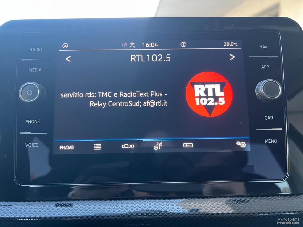 Volkswagen T-Cross 1.0 TSI 115 CV Life - 23/30