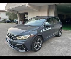 Volkswagen Tiguan 2.0 TDI 150 CV SCR DSG R-Line