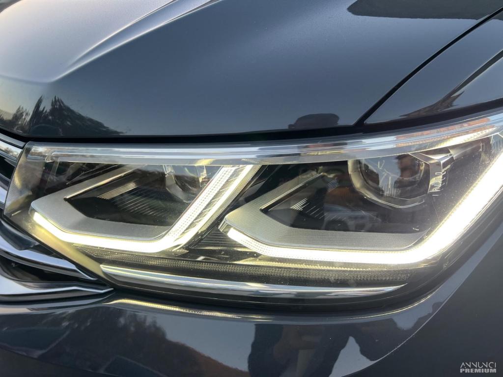 Volkswagen Tiguan 2.0 TDI 150 CV SCR DSG R-Line - 17/25