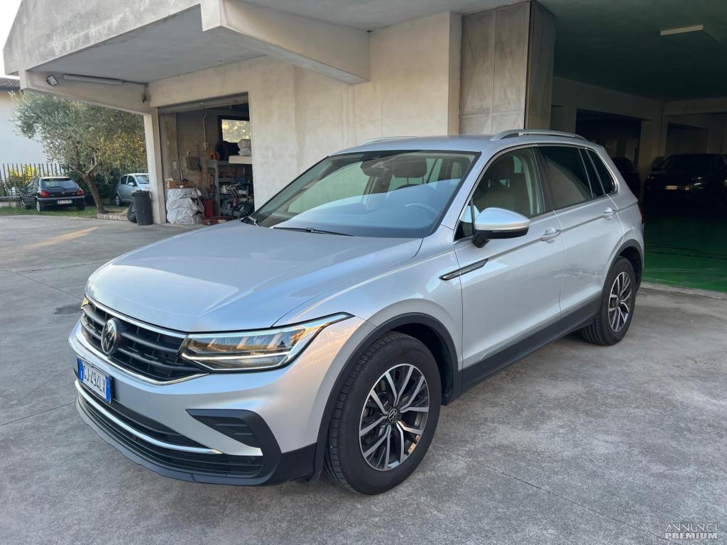 Volkswagen Tiguan 2.0 TDI SCR Life - 6/24