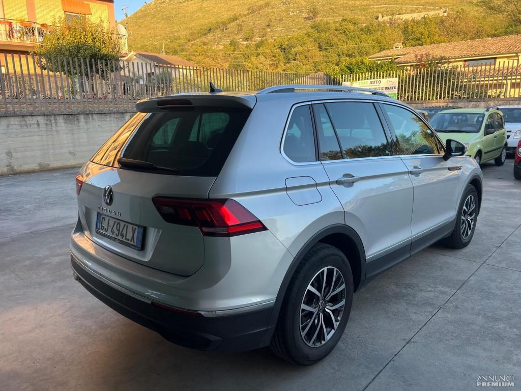 Volkswagen Tiguan 2.0 TDI SCR Life - 10/24