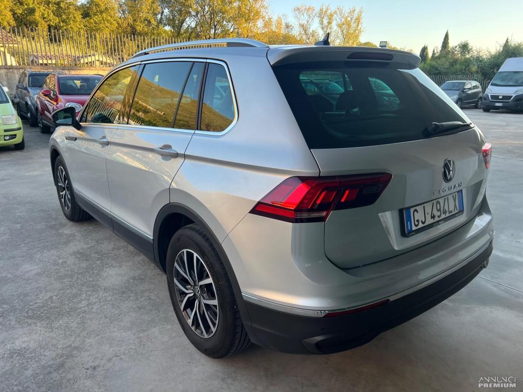 Volkswagen Tiguan 2.0 TDI SCR Life - 12/24