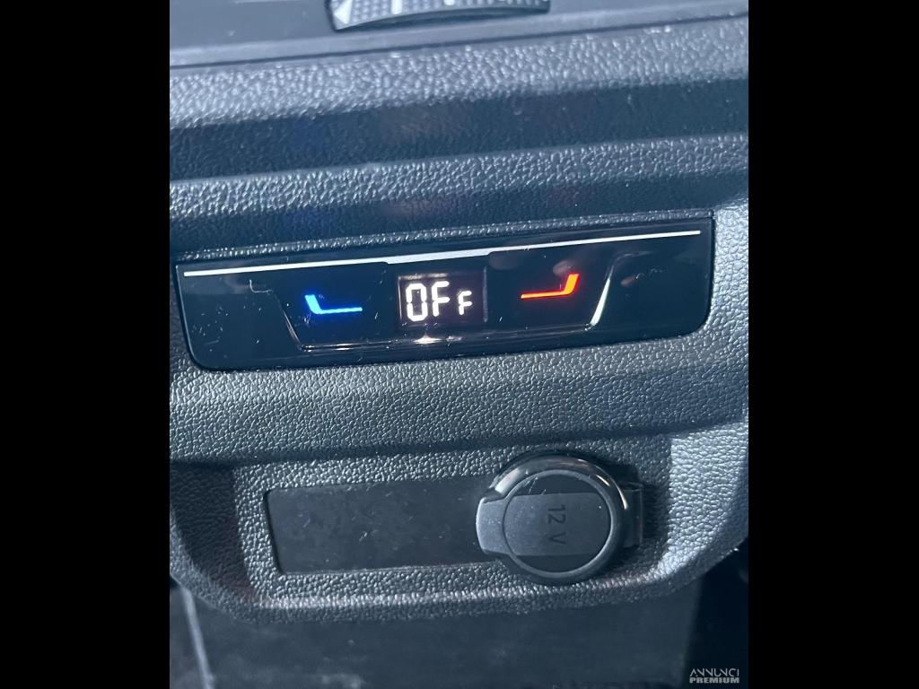 Volkswagen Tiguan 2.0 TDI SCR Life - 17/24