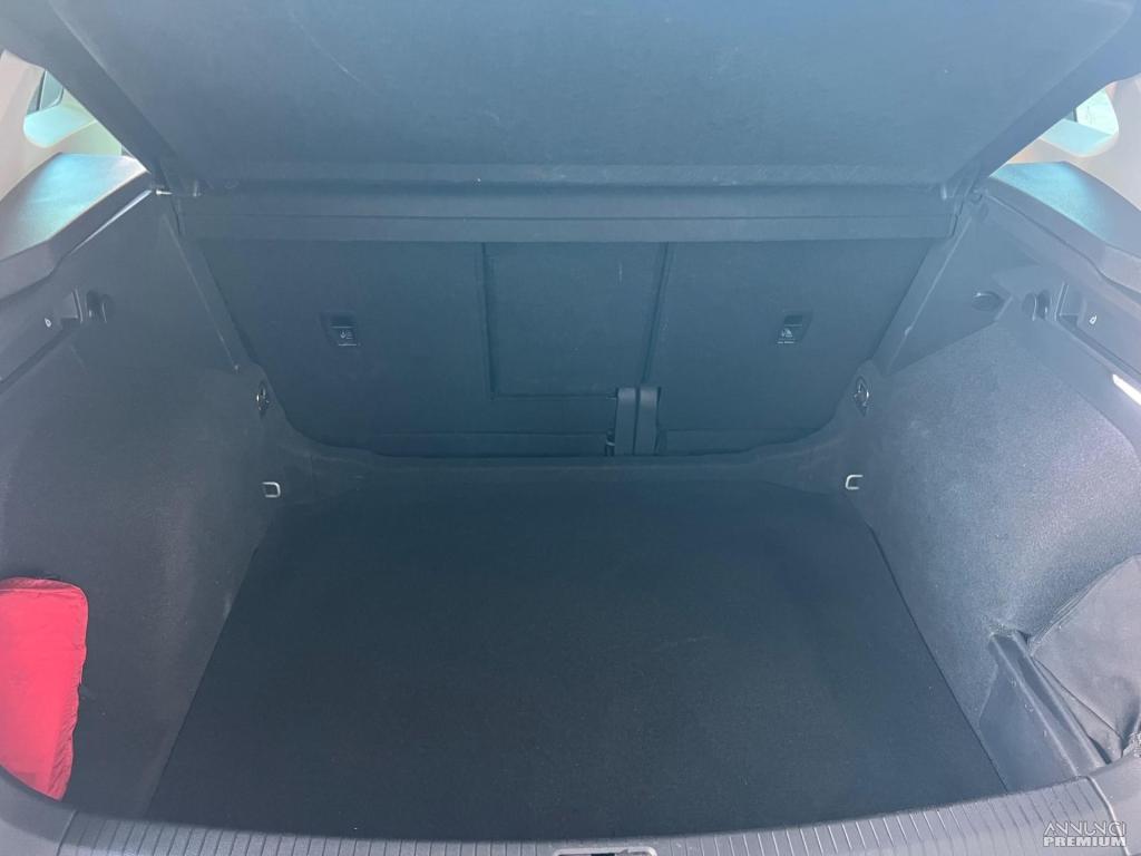 Volkswagen Tiguan 2.0 TDI SCR Life - 18/24