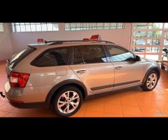 Skoda Octavia 2.0 TDI CR 150 CV 4x4 Wagon Scout