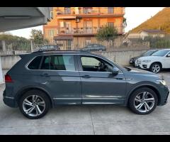 Volkswagen Tiguan 2.0 TDI 150 CV SCR DSG R-Line - 19