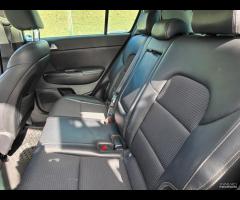 Kia Sportage 1.7 CRDI 2WD Urban - 8
