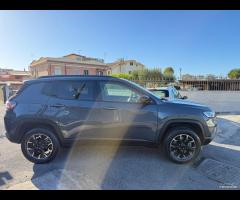 Jeep Compass 1.3 Turbo T4 240cv PHEV AT6 4xe Trail - 13