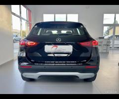 MERCEDES GLA 180d STYLE - 2021 - 9