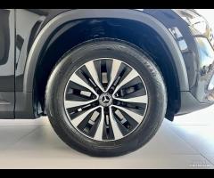MERCEDES GLA 180d STYLE - 2021 - 23